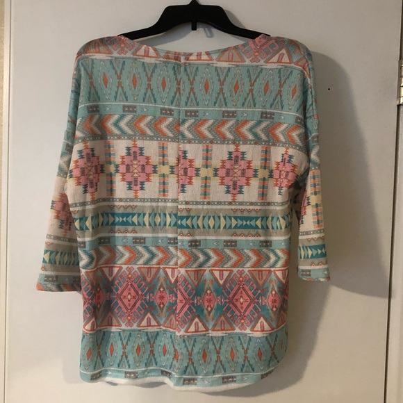 Akemi + Kin Morgana Pullover - Picture 3 of 3